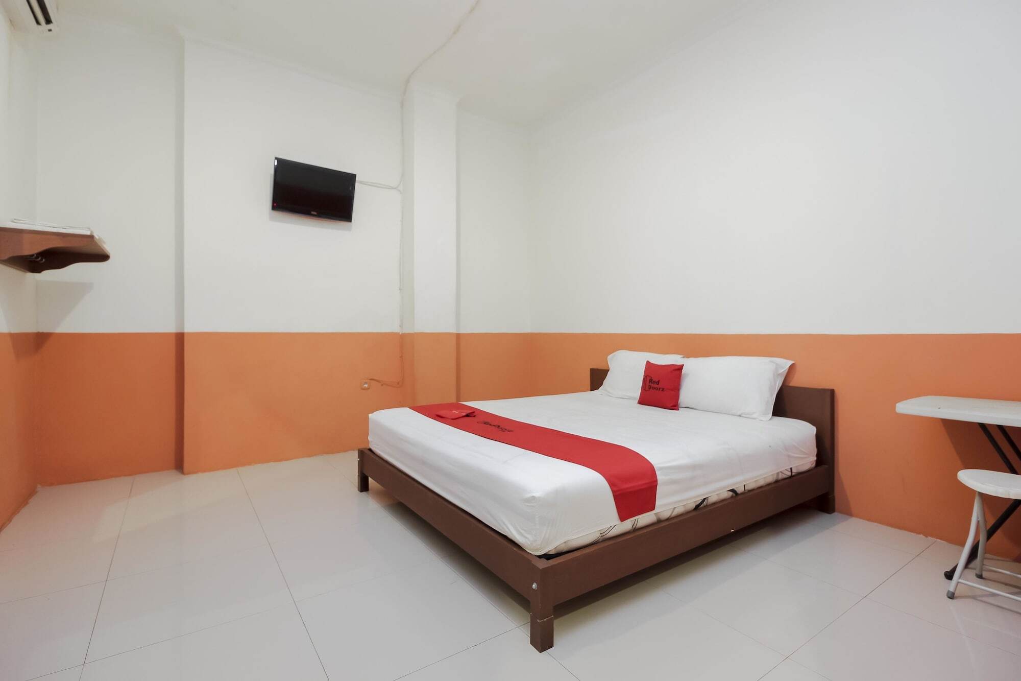 Hotel Reddoorz Near Jalan Jendral Sudirman Manado Exteriér fotografie