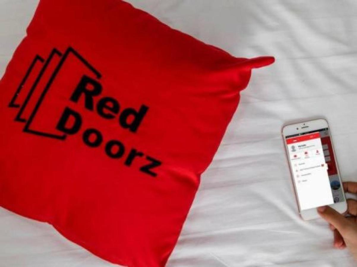 Hotel Reddoorz Near Jalan Jendral Sudirman Manado Exteriér fotografie